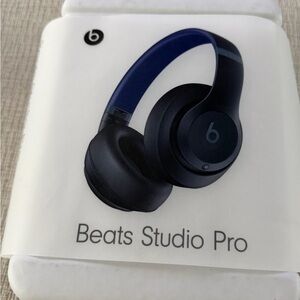 Beats Studio Pro Wireless Headphones - Blue